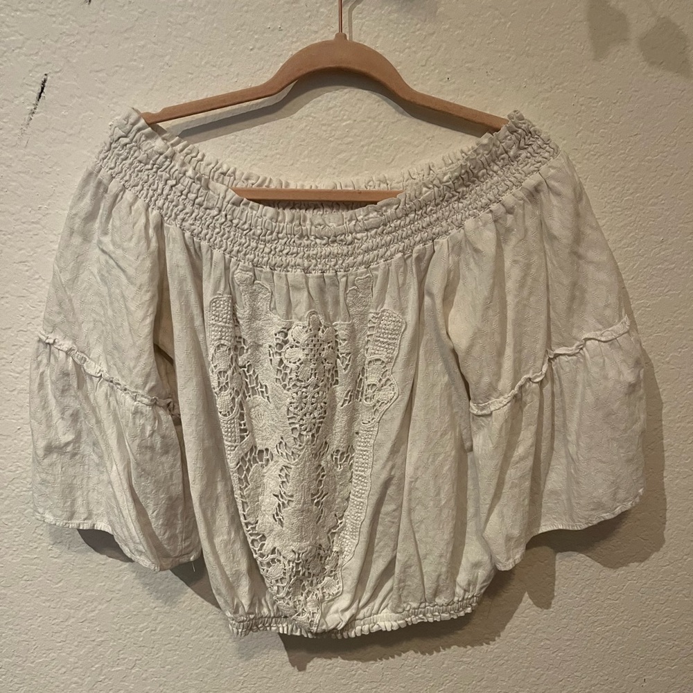 white over the shoulder blouse—>XL